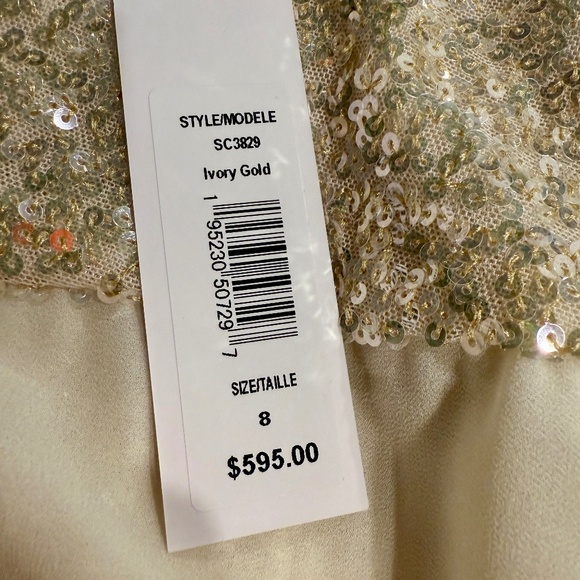 NWT Badgley Mishka Sequined Midi Sheath with Cape Size 8 - Picture 5 of 6